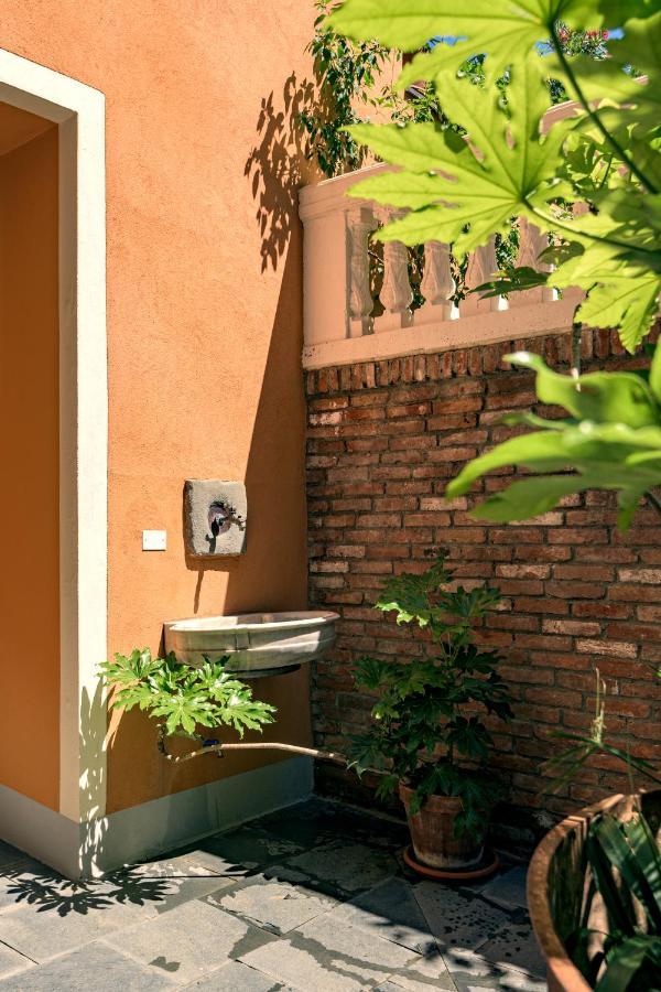 Residenza Di Prestigio In Riva Al Lago Marone Loft Exterior foto