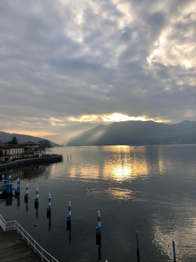 Residenza Di Prestigio In Riva Al Lago Marone Loft Exterior foto